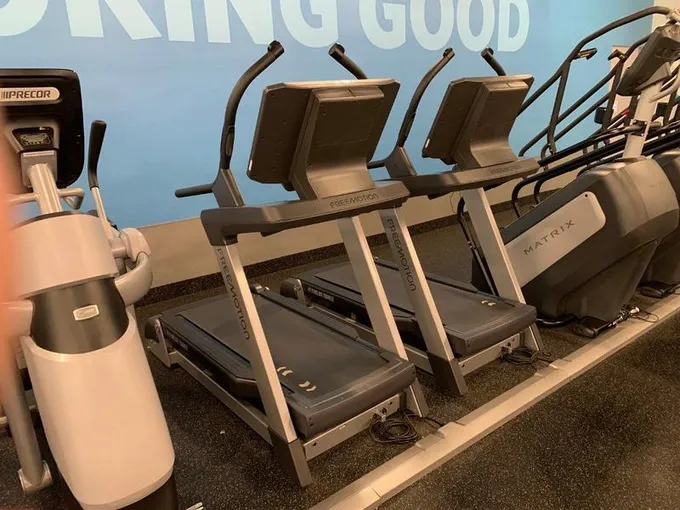 (2) Freemotion 11.9 Incline Trailer Treadmill RTR#  for Sale