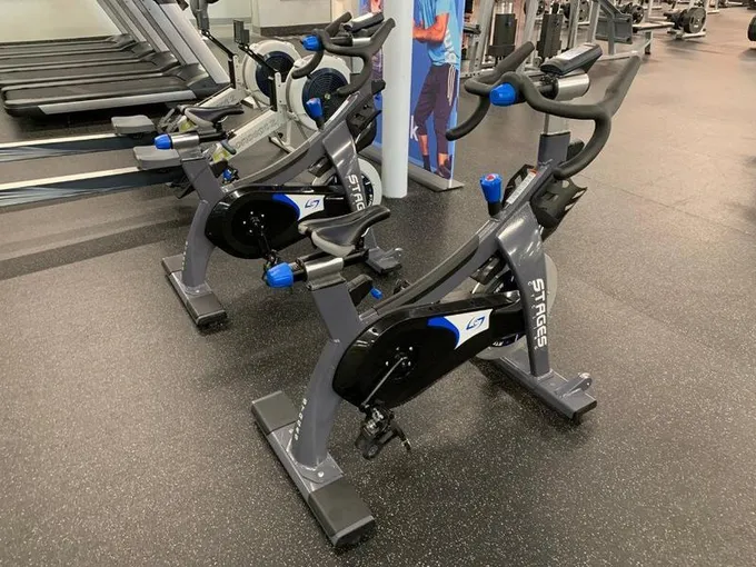 Lot of (2) Stages SC3 Indoor Bike RTR# 3124573-44 for Sale