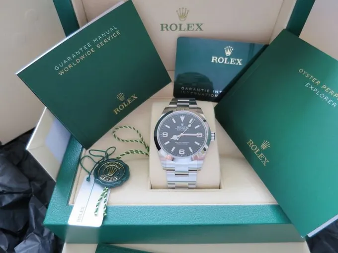 Rolex Explorer 40 224270 Oystersteel 3230 for Sale