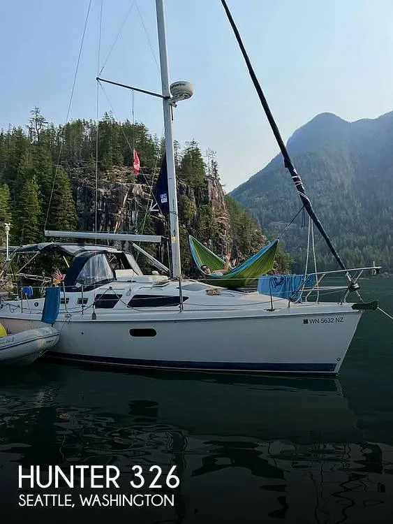 Hunter 326 Cruiser 2002 for Sale