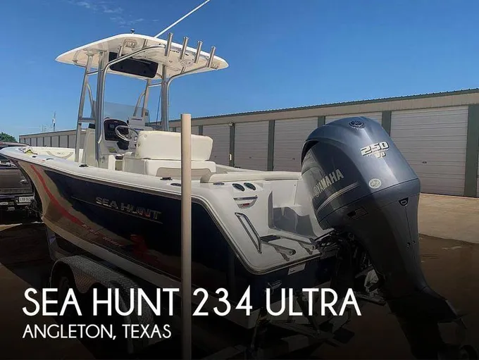 Sea Hunt 234 Ultra Center Consoles 2012 for Sale