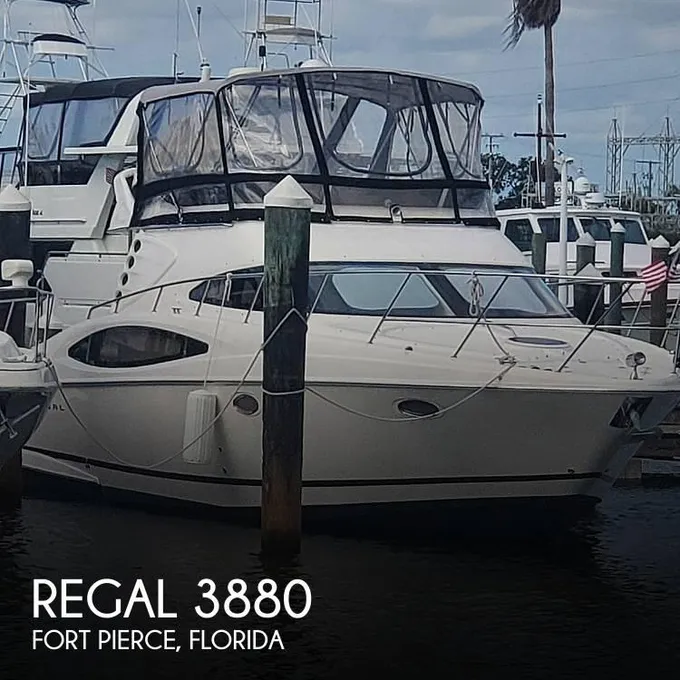 Regal 3880 Commodore Motoryachts 2004 for Sale