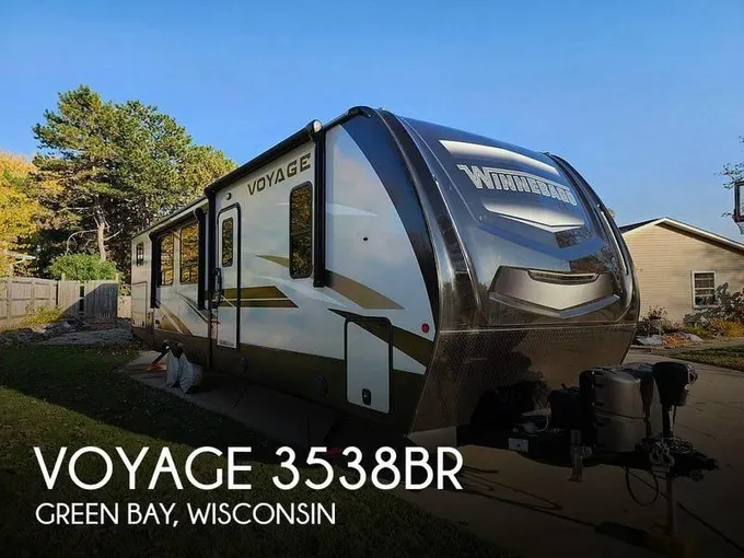 2021 Winnebago Voyage 3538BR 35ft for Sale