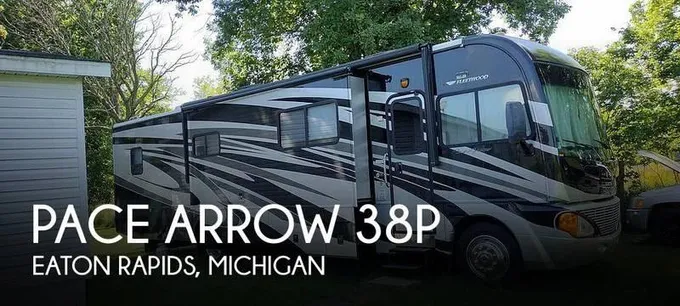 2009 Fleetwood Pace Arrow 38P 38ft for Sale
