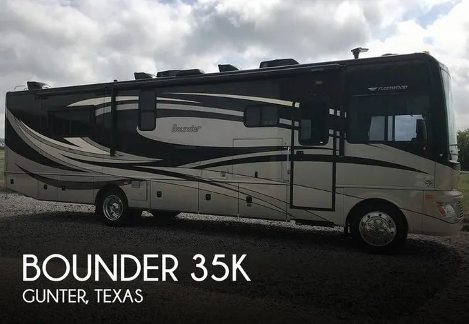Fleetwood Bounder 35K Class A 2013 for Sale