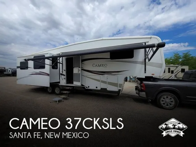 2011 Carriage Cameo 37CKSLS 37ft for Sale