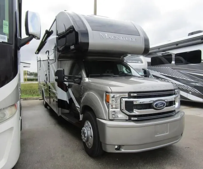2023 Thor Motor Coach Thor Motor Coach MAGNITUDE LV35 35ft for Sale