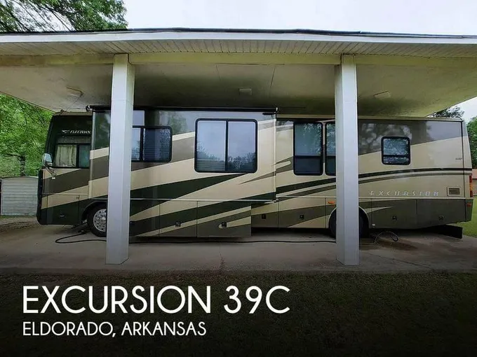 2005 Fleetwood Excursion 39C 39ft for Sale