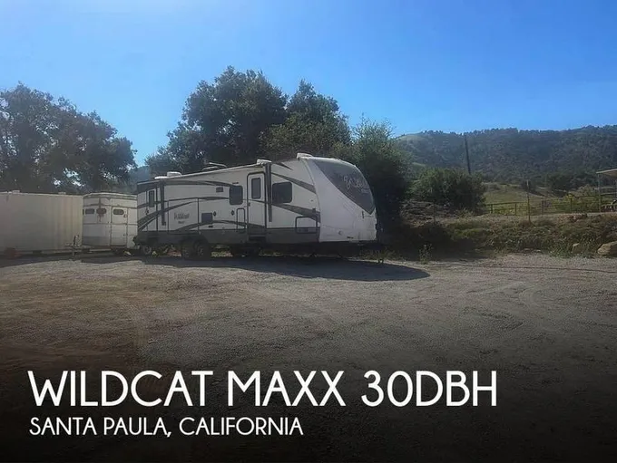 2017 Forest River Wildcat Maxx 30DBH 30ft for Sale