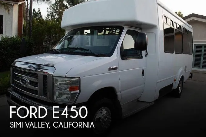 2011 Ford Ford E450 26ft for Sale