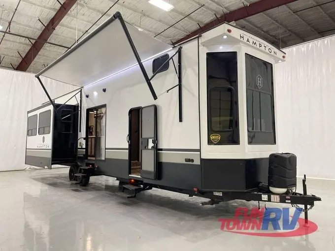 2023 Crossroads RV Crossroads RV Hampton HP375DBL 41ft for Sale