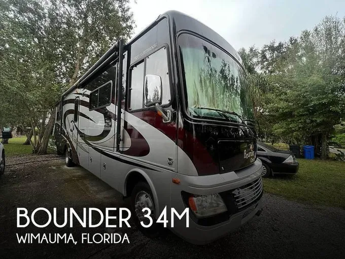 2013 Fleetwood Bounder 34M 34ft for Sale