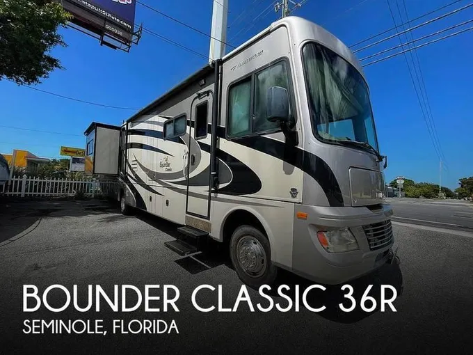 2011 Fleetwood Bounder Classic 36R 36ft for Sale