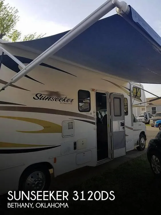 2012 Forest River Sunseeker 3120DS 31ft for Sale