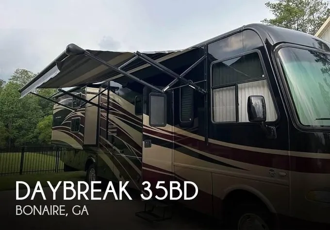 2011 Thor Motor Coach Daybreak 35BD 35ft for Sale