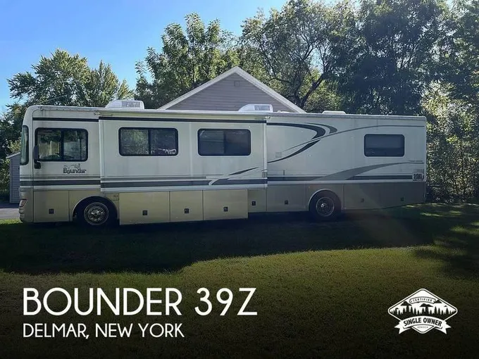2002 Fleetwood Bounder 39Z 39ft for Sale