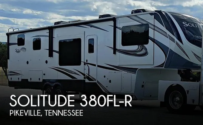 Grand Design Solitude 380FL-R Fifth Wheel 2022 for Sale