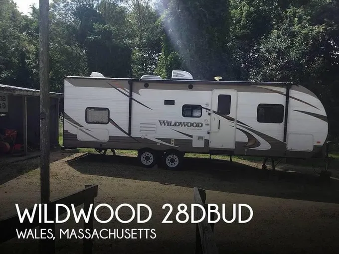 2016 Forest River Wildwood 28DBUD 28ft for Sale