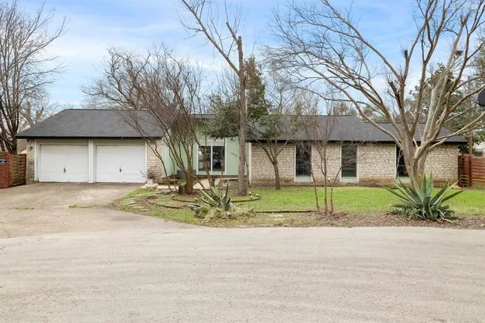 13504 Bayswater Gdns, Austin, TX 78729 for Sale