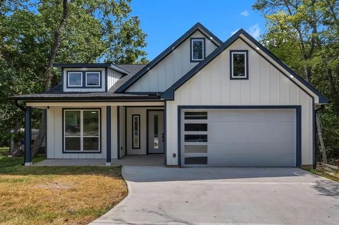 90 Piping Rock Pl, Coldspring, TX 77331 for Sale