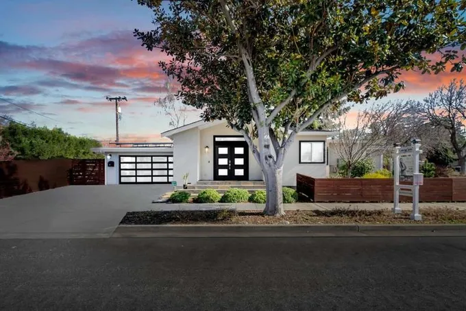 816 Tamarack LN, Sunnyvale, CA 94086  624503913 for Sale