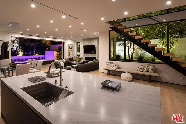 6245 Drexel, Los Angeles CA 90048 for Sale