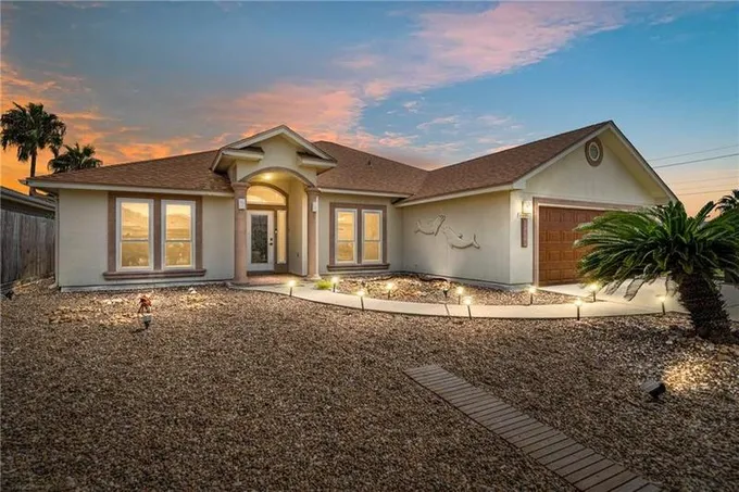 14010 Eaglesnest Bay Dr, Corpus Christi, TX 78418 for Sale