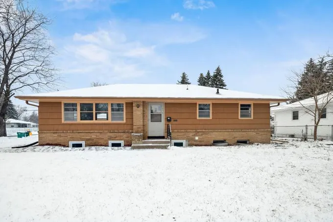 4418 65th Avenue North, Brooklyn Center, MN 55429 for Sale
