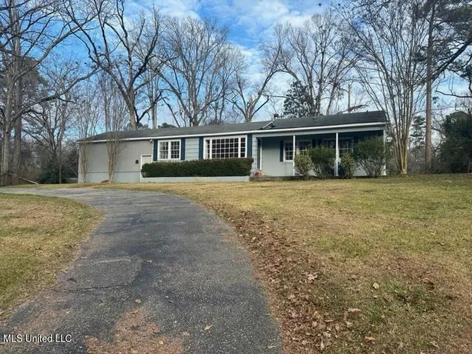 4114 31ST AVE, Meridian, MS 39305 Single Family Residence For Sale  MLS# 4068555