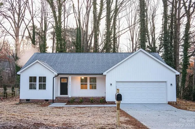 Statesville, Iredell County, NC House for sale Property ID: 418664022