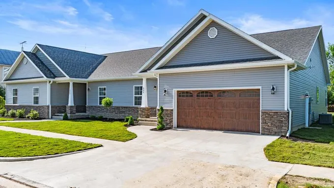 405 West Washington Street, Winchester, IN 47394 for Sale