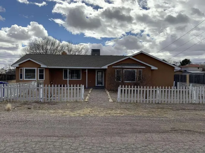 622 Gianera Street, Socorro, NM 87801  622530117 for Sale