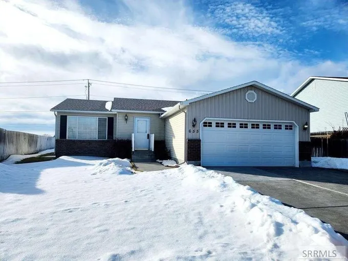 655 Clarence Drive, IDAHO FALLS, ID 83402  621222458 for Sale
