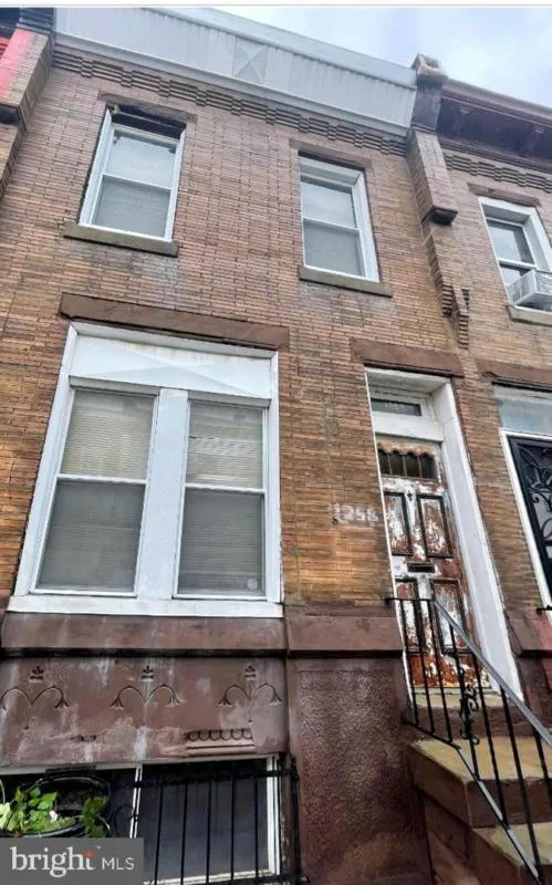 1258 S BUCKNELL ST, PHILADELPHIA, PA 19146 Single Family Residence For Sale  MLS# PAPH2309516