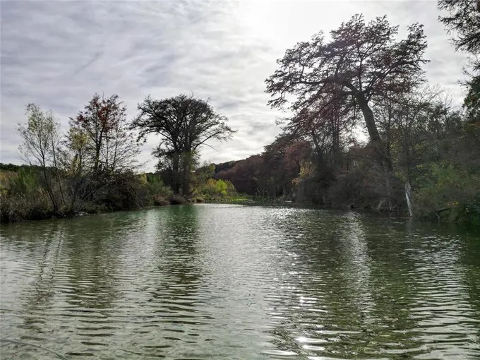 1572 River Bluff Cir, Pipe Creek, TX 78063 for Sale
