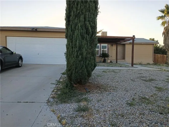 18870 Dogwood Court, Adelanto, CA 92301 for Sale