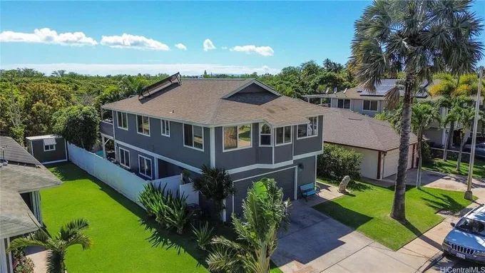 74 Laumakani Loop, Kihei, HI 96753  624657116 for Sale