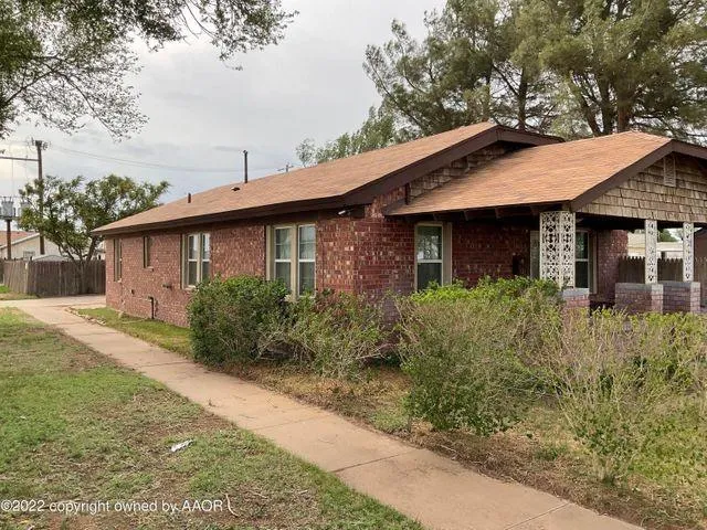 124 S Klein Ave, Dumas, TX 79029 for Sale