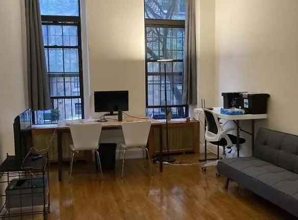 159 W 73rd St unit 2F - New York, NY 10023 - Home For Rent