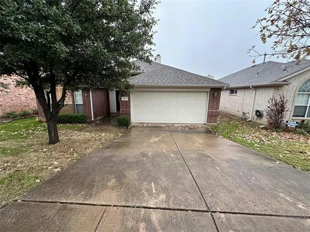 422 E WHITENER RD, Euless, TX 76040 Single Family Residence For Sale  MLS# 20486558