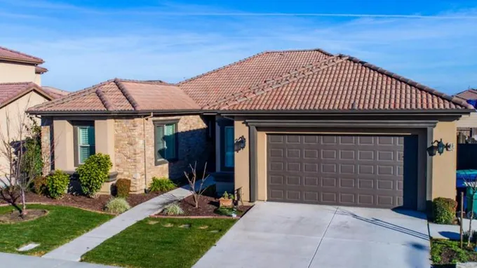 8683 N VERONA WAY, Hilmar, CA 95324 Single Family Residence For Sale  MLS# 224010440 for Rent