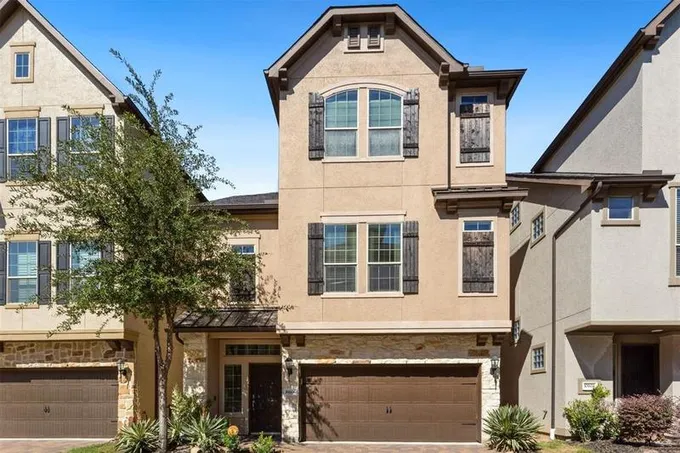 10606 Enclave Shadows Ct NW 10606 Enclave Shadows Ct Ct E, Houston, TX 77043 for Rent