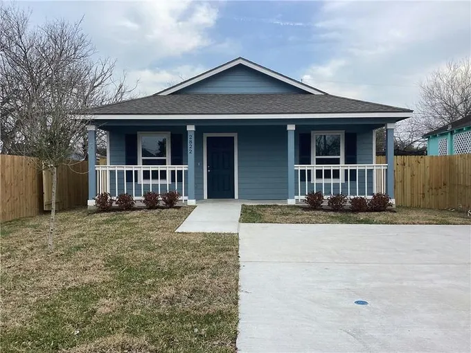 2822 ELGIN ST, Corpus Christi, TX 78405 Single Family Residence For Sale  MLS# 435005