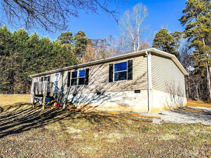 4426 Grace Church Road, Newton, NC 28658  615102236 for Sale