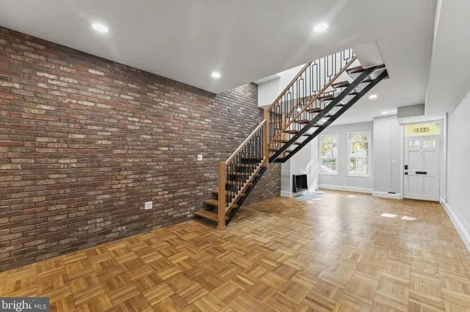 2423 I St NW, Washington, DC 20037 - MLS DCDC2128072 for Rent