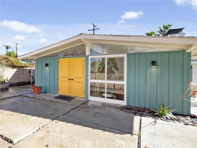 13062 CHAPLET PL, Tustin, CA 92780 Single Family Residence For Sale  MLS# PW24015054