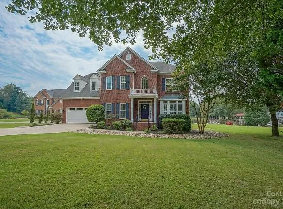 260 Chandeleur Dr - Mooresville, NC 28117 - Home For Rent