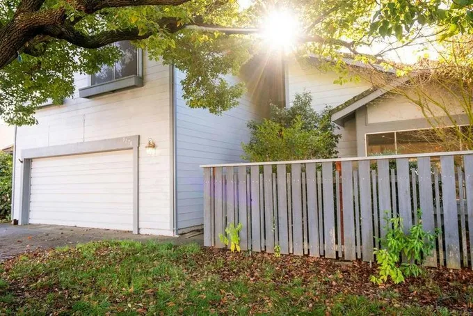 8178 SUNDANCE DR, Orangevale, CA 95662 Single Family Residence For Sale  MLS# 223117942 for Rent