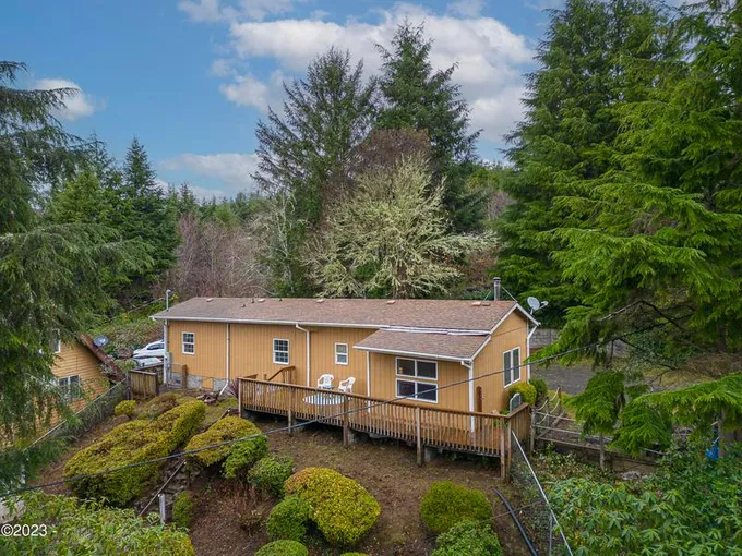 177 Siletz Highway, Lincoln City OR 97367 for Sale