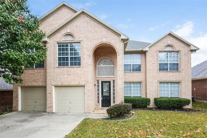 2003 Marie Weldon Lane, Arlington, TX 76001 for Rent